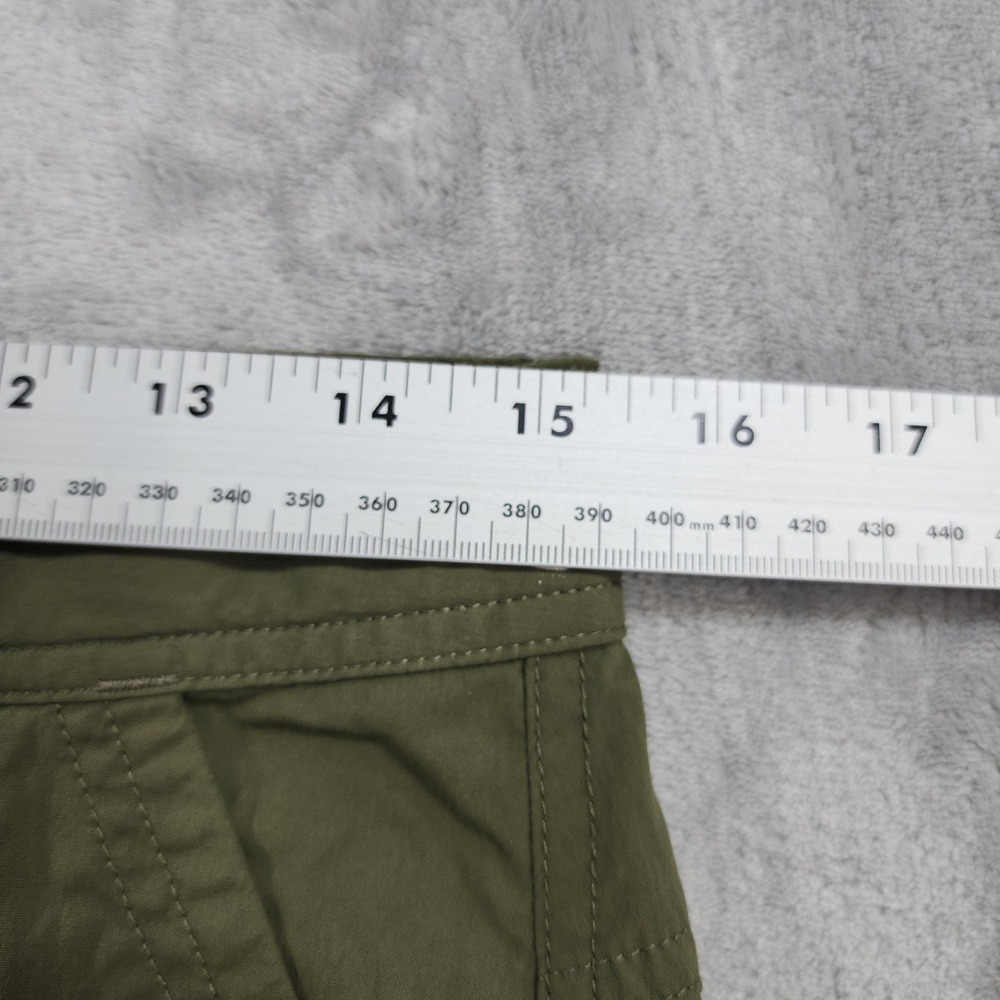 REI Co-op Shorts Womens 8 Green Sahara Cargo Relaxed Hiking Travel Lightweight - Picture 11 of 15
